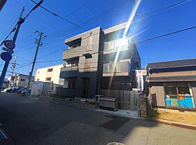 グランアイズ 203 ｜ 兵庫県明石市西新町1丁目（賃貸アパート1LDK・2階・44.22㎡） その1