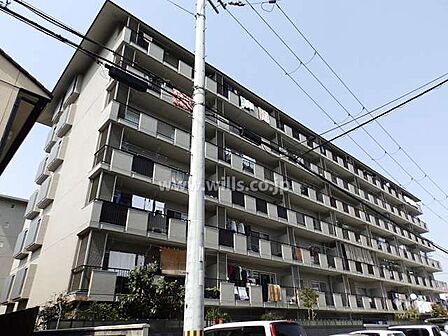 千里丘ビューハイツの外観(南東側から)3階、角部屋住戸につき採光、通風良好!複数沿線利用可能の好立地!空家につき即日内覧可能!お気軽にお問い合わせください!