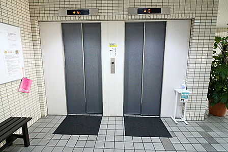 エレベーターホール