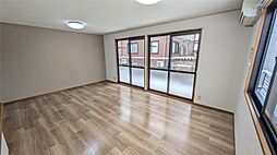 エレガンテ長坂 II 1階3LDKのリビング/ダイニング