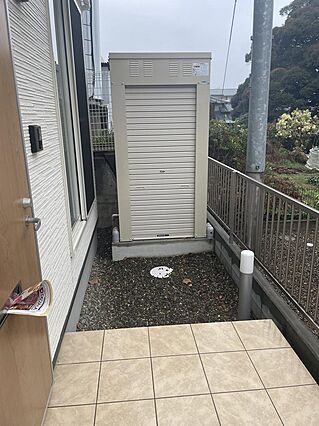 年間賃料収入3...