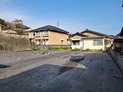 西鉄バス「大久保」徒歩5分、門司駅までは約11分の乗車で到着します。