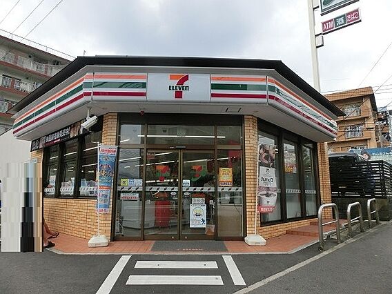 セブンイレブン...