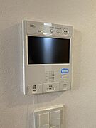 オートロック付きなので防犯面は安心です。
