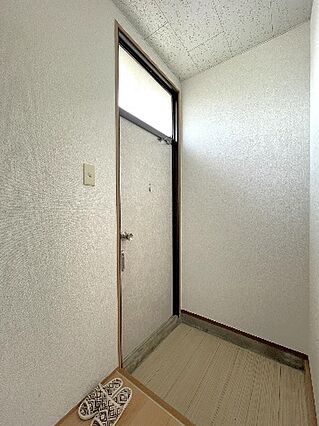 B棟5号室です...