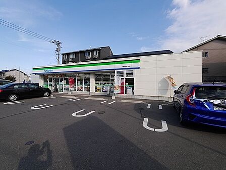 ファミリーマート小倉中井五丁目店(322m)