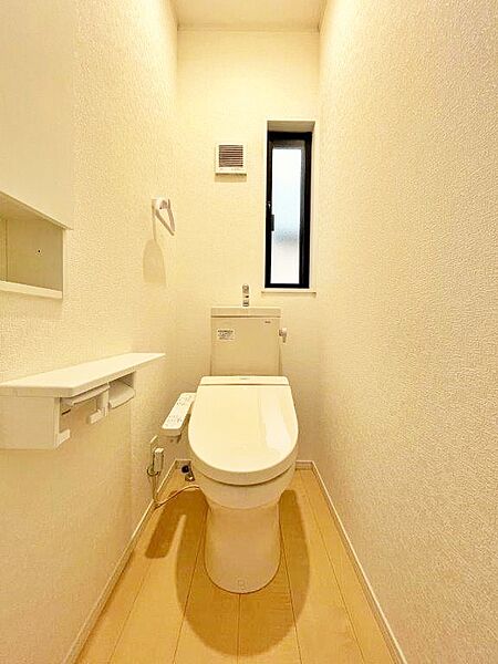 トイレを拡大表示