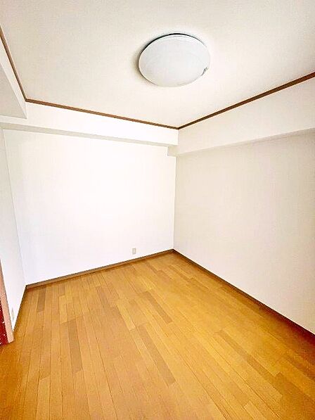 子ども部屋、書斎、寝室など用途は様々な洋室です。