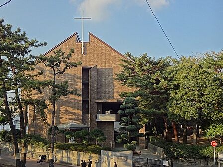 私立明治学園高校(842m)