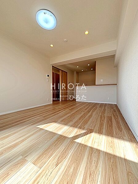 水回りや建具なども新しくなって築年数を感じさせない仕上がりです。
