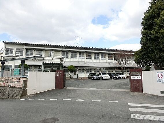 北九州市立上津...
