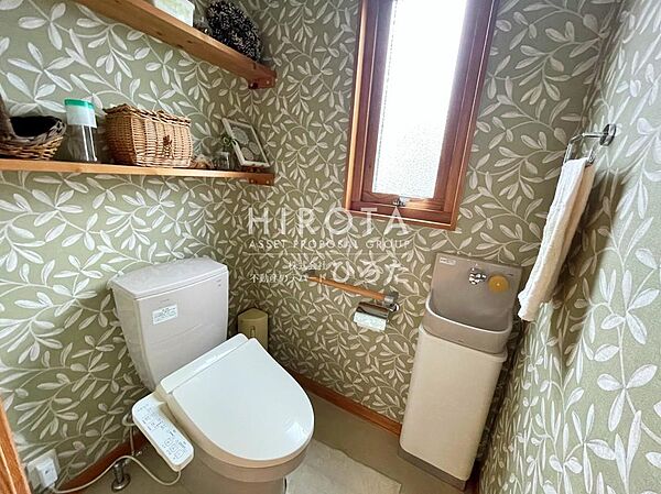 トイレを拡大表示