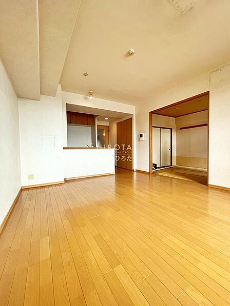 約72平米の広々としたお部屋です。