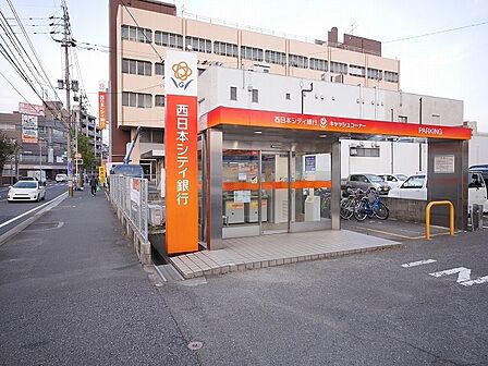 西日本シティ銀行日明支店（828m）