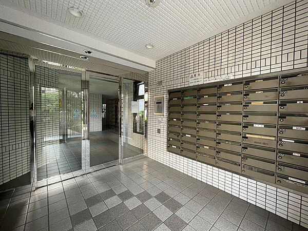 エントランスを拡大表示