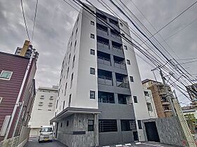 Ｍｏｄｅｒｎ　ｐａｌａｚｚｏ赤坂ＮＥＵＲＯ 103 ｜ 福岡県福岡市中央区赤坂２丁目3番22号（賃貸マンション2LDK・1階・50.67㎡） その1