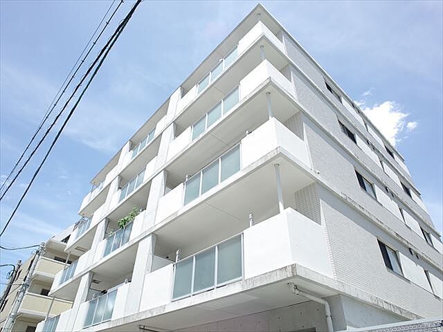 3 / 13