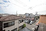 バルコニーからの眺め（東方向）［2026年5月7日撮影］