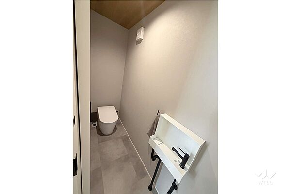 トイレを拡大表示