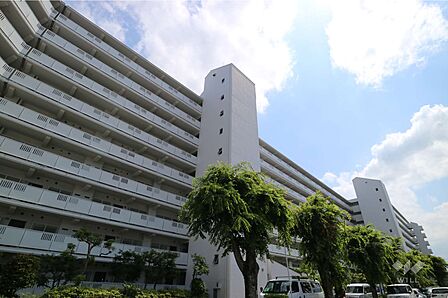 箕面東コーポラスの外観(北東側から)