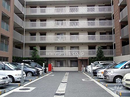 敷地内駐車場