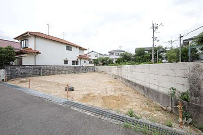 外観：物件の外観（北東側から）［2026年6月23日撮影］