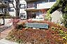 エントランス：エントランスの銘板