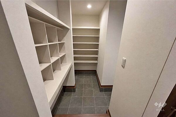 玄関を拡大表示
