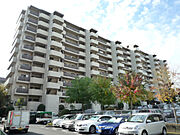 星和プラネタウン千里南第3期B棟（乙女座のまち）の外観（北東側から）