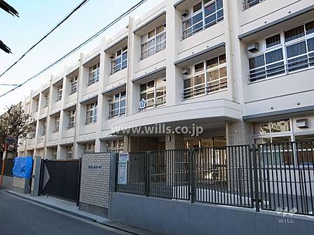 神津小学校[公立]の外観