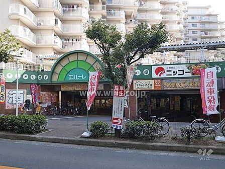 ニッコー(淡路店)の外観
