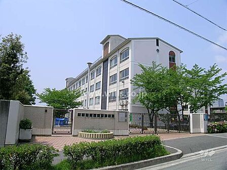 新田南小学校[公立]の外観