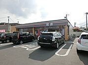 セブンイレブン千葉誉田駅前店 454m