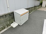 敷地内にゴミ置場がございます。