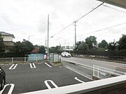日差しを遮るものはございません