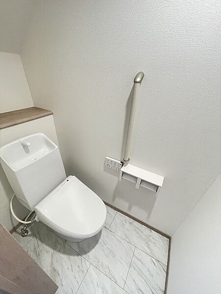 トイレを拡大表示