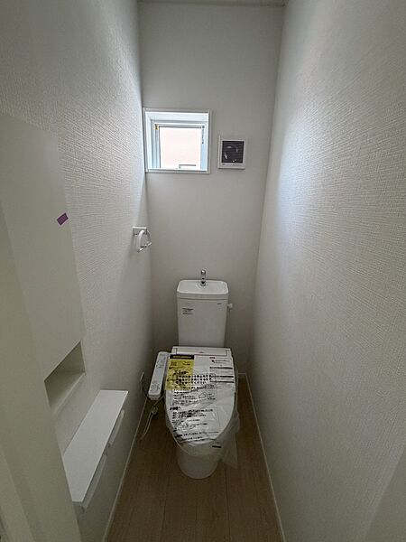 トイレを拡大表示