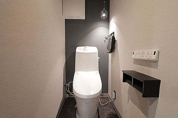トイレを拡大表示