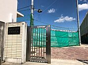 吉根中学校まで　419m　徒歩約6分　2015年4月に開校した新しい学校です。高台に位置し、屋上や壁面緑化や避難所として機能するよう太陽光発電、大きな中庭など設備が整っています。
