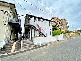 メゾン緑ヶ丘I  ｜ 福岡県北九州市小倉北区緑ケ丘1丁目（賃貸アパート1K・2階・27.08㎡） その1