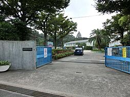 到津小学校(300m)