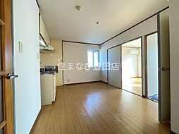 Surplus Three宝Ｂ 2階3DKのリビング/ダイニング