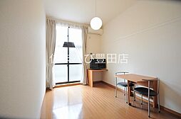 レオパレス豊田浄水 2階1Kのリビング/ダイニング