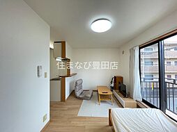 コーポ昴 2階ワンルームのリビング/ダイニング