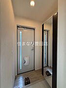 同型完成モデル