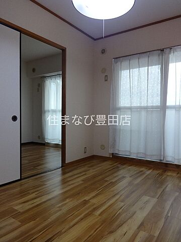 洋室