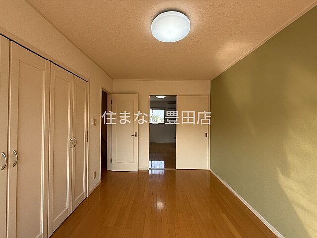 洋室