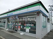 ファミリーマート三好明知店 814m