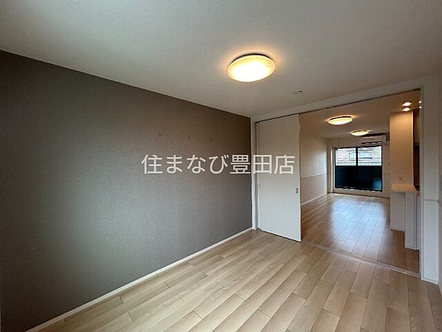 洋室