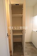 同型別部屋写真：玄関収納